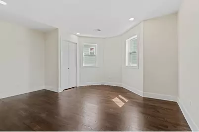 9419 S Saint Lawrence Avenue, Chicago, IL 60619 - Photo 25