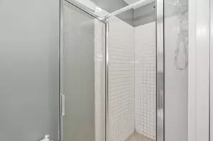 2717 Harrison St, Evanston, IL 60201 - Photo 29