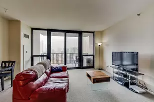 210 S Desplaines St, Chicago, IL 60661 - Photo 7