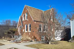 3901 Custer Ave, Lyons, IL 60534 - Photo 1