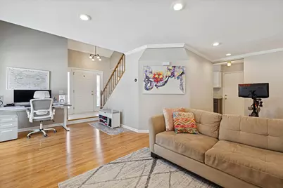 2454 E Hunter Drive, Arlington Heights, IL 60004 - Photo 3