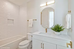 [Address not provided], Willowbrook, IL 60527 - Photo 5