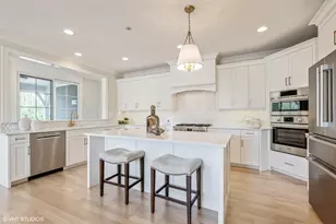 [Address not provided], Willowbrook, IL 60527 - Photo 9