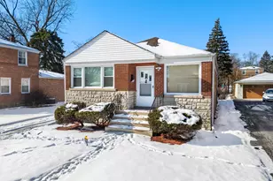 504 N Irving Ave, Hillside, IL 60162 - Photo 3