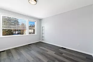 504 N Irving Ave, Hillside, IL 60162 - Photo 15