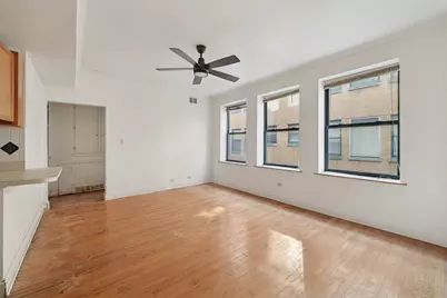 7209 S Yates Boulevard #2B, Chicago, IL 60649 - Photo 3