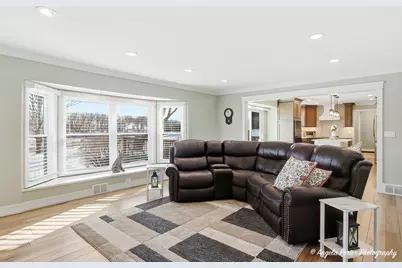 1105 Spring Hill Drive, Algonquin, IL 60102 - Photo 11