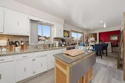 19913 Arroyo Avenue, Lynwood, IL 60411 - Photo 15