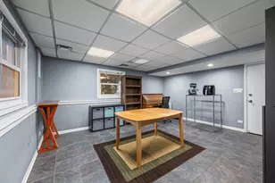 1414 N Indigo Dr, Mount Prospect, IL 60056 - Photo 17