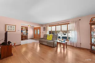 1113 N Itasca Rd, Addison, IL 60101 - Photo 5