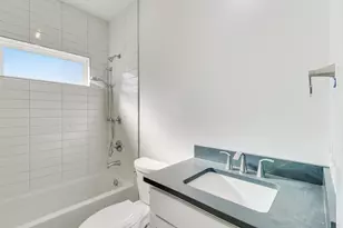 894 N Quentin Rd, Palatine, IL 60067 - Photo 21