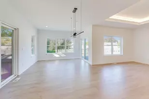 805 W Poplar St, Palatine, IL 60067 - Photo 5