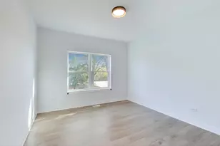 805 W Poplar St, Palatine, IL 60067 - Photo 15