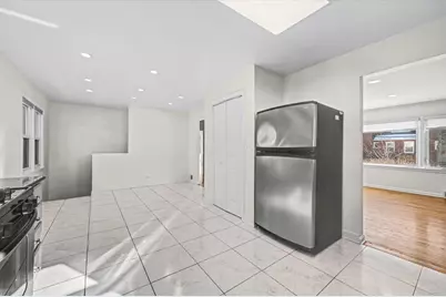 137 Highwood Avenue, Highwood, IL 60040 - Photo 11