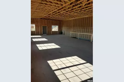 3642 Utica Ridge Road, Bettendorf, IA 52722 - Photo 11