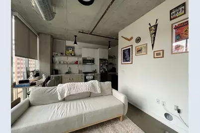 810 N Clark Street #901, Chicago, IL 60654 - Photo 5