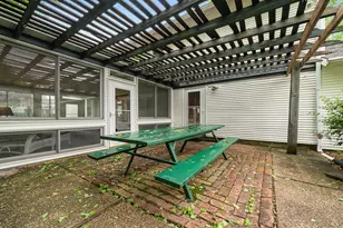 321 E Chamberlin St, Dixon, IL 61021 - Photo 47