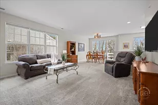 13962 Redmond Dr, Huntley, IL 60142 - Photo 5