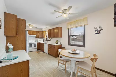 3906 Leominster Avenue, Joliet, IL 60431 - Photo 5