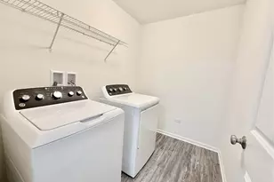 1013 Daniel St, Plano, IL 60545 - Photo 11