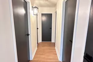 1313 Cass Ln E, Westmont, IL 60559 - Photo 7