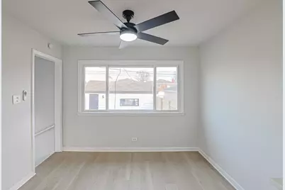 371 Bensley Avenue, Calumet City, IL 60409 - Photo 9