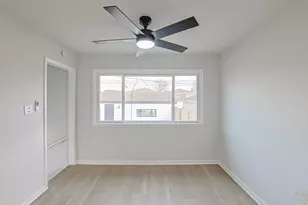 371 Bensley Ave, Calumet City, IL 60409 - Photo 9