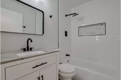 371 Bensley Avenue, Calumet City, IL 60409 - Photo 23