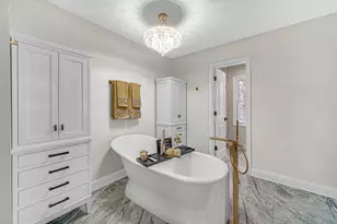 967 W Bauer Rd, Naperville, IL 60563 - Photo 11