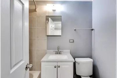 6503 N Maplewood Avenue, Chicago, IL 60645 - Photo 35