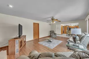 14170 Green Valley Dr, Orland Park, IL 60467 - Photo 19