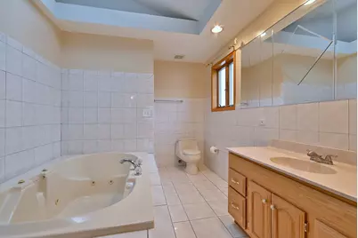 7324 W Lunt Avenue, Chicago, IL 60631 - Photo 21