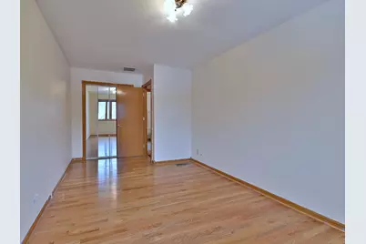 7324 W Lunt Avenue, Chicago, IL 60631 - Photo 13