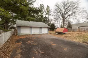 105 Traube Ave, Downers Grove, IL 60515 - Photo 5