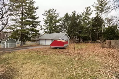 105 Traube Avenue, Downers Grove, IL 60515 - Photo 9