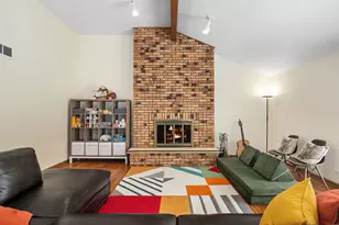 3724 Liberty Ln, Glenview, IL 60025 - Photo 3