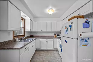 531 Prairie St, Hinckley, IL 60520 - Photo 9