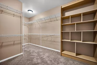 2315 Knollbrook Way, Bloomington, IL 61705 - Photo 35