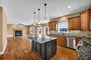 2315 Knollbrook Way, Bloomington, IL 61705 - Photo 13