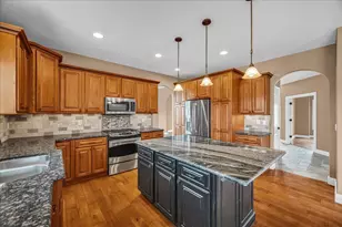 2315 Knollbrook Way, Bloomington, IL 61705 - Photo 15