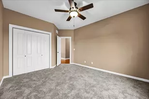 2315 Knollbrook Way, Bloomington, IL 61705 - Photo 39