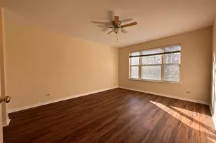 437 Pine Lake Cir, Vernon Hills, IL 60061 - Photo 13