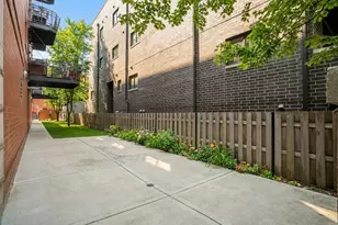 4950 N Western Ave, Chicago, IL 60625 - Photo 19