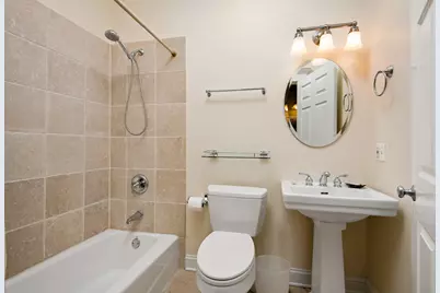 2461 N Lincoln Avenue #2S, Chicago, IL 60614 - Photo 15