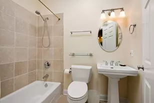 2461 N Lincoln Ave, Chicago, IL 60614 - Photo 15