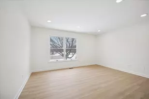 747 Jamestowne Ct, Sleepy Hollow, IL 60118 - Photo 17