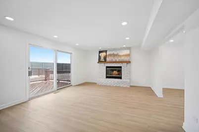 747 Jamestowne Court, Sleepy Hollow, IL 60118 - Photo 7