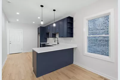 821 N Lockwood Avenue, Chicago, IL 60651 - Photo 11