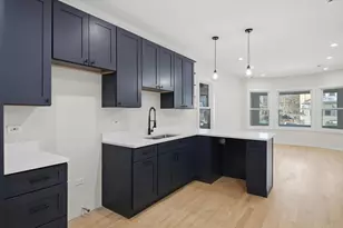 821 N Lockwood Ave, Chicago, IL 60651 - Photo 13