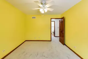 1111 Samstag Ct, Naperville, IL 60563 - Photo 33